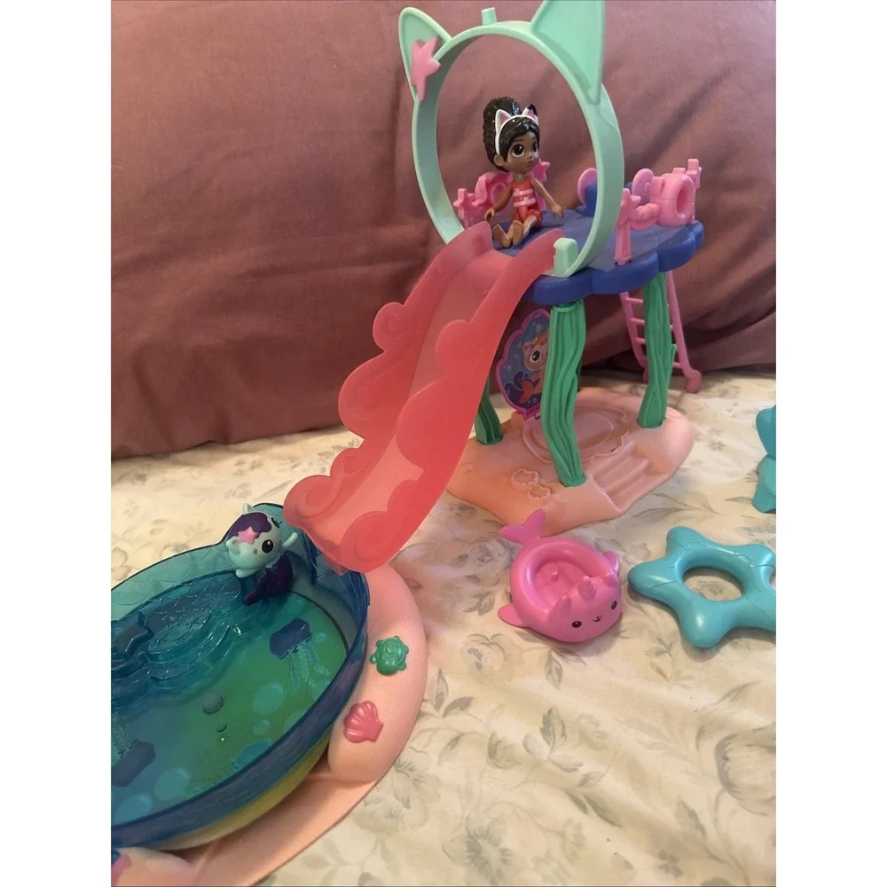 Gabby's Dollhouse Purr-ific Pool Playset by Spin Master Complete